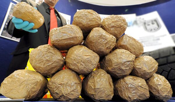 Afghanistan : 300 kilos d'héroïne saisis lors d'une opération conjointe (FSKN) - Sputnik Afrique