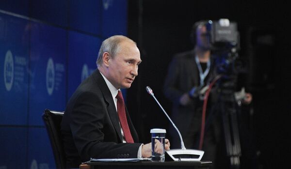 Poutine : La montée du nationalisme en Europe s’explique par des erreurs en politique intérieure - Sputnik Afrique