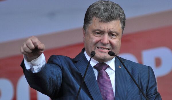 La priorité de Porochenko : « Mettre fin à la guerre » et mener l'Ukraine vers l'Europe - Sputnik Afrique