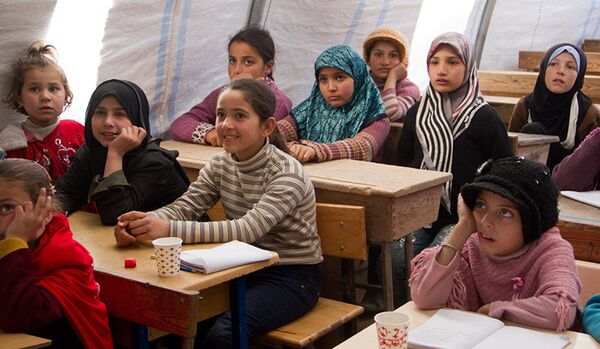 Syrie : l'enseignement du russe obligatoire à l'école (officiel) - Sputnik Afrique