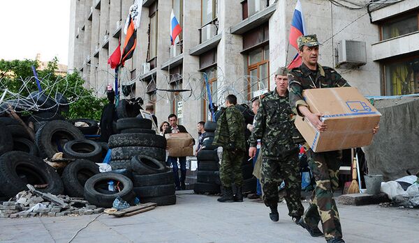 Est de l'Ukraine : Kiev refuse l'aide humanitaire russe - Sputnik Afrique