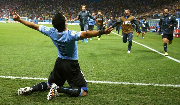 Mondial 2014 : L'Uruguay bat l'Angleterre - Sputnik Afrique