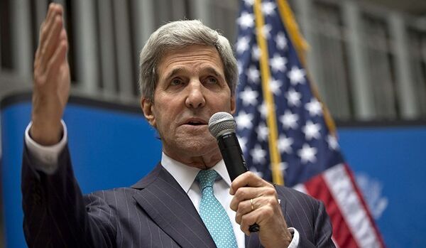 Kerry a exhorté Poutine à prouver ses intentions pacifiques - Sputnik Afrique