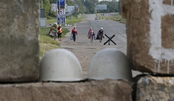 Kiev doit négocier avec ceux qui contrôlent l’est de l'Ukraine (militant) - Sputnik Afrique