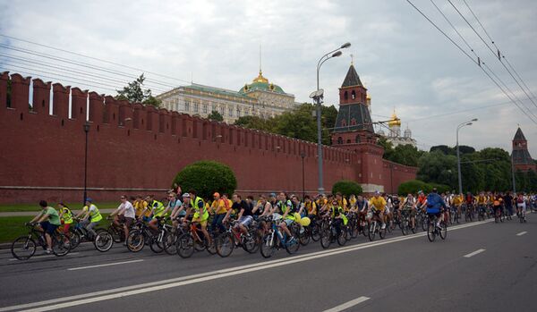 Plus de 10 000 personnes participent au Vélo-parade de Moscou - Sputnik Afrique