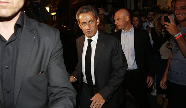L’avenir de Sarkozy : la politique ou la prison ? - Sputnik Afrique