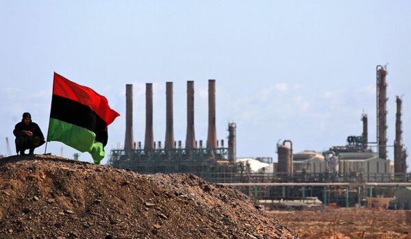 Le pétrole libyen retournera sur le marché - Sputnik Afrique