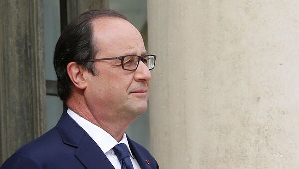 Hollande assure n'être jamais intervenu dans les affaires judiciaires impliquant Sarkozy - Sputnik Afrique