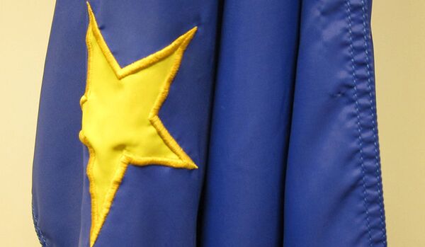Sanctions antirusses: 15 personnes et 18 sociétés rajoutées à la liste de l'UE - Sputnik Afrique