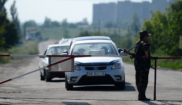 Ukraine : l’OSCE a confirmé le pilonnage du poste-frontière de Goukovo - Sputnik Afrique