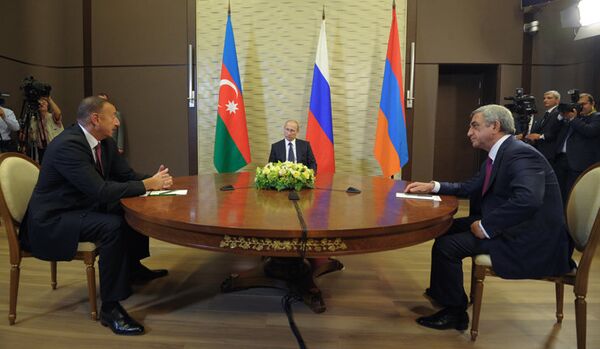 Haut-Karabakh : la Russie, l'Arménie et l'Azerbaïdjan prônent une solution pacifique - Sputnik Afrique