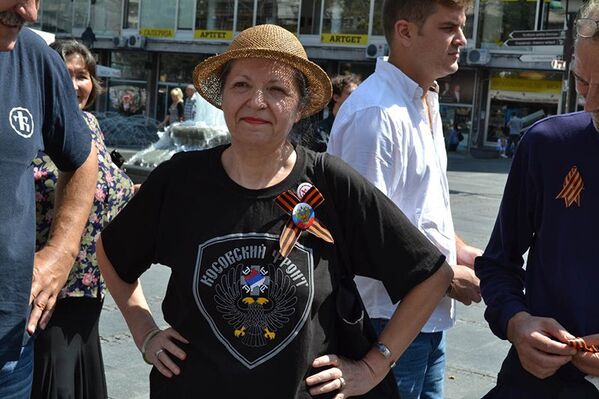 Un rassemblement de soutien à Stenine disparu en Ukraine a lieu à Belgrade - Sputnik Afrique