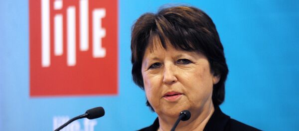This file photo taken on January 14, 2016 shows Lille mayor Martine Aubry speaking during her traditional New Year address at the Lille city hall. Martine Aubry expressed on February 9, 2016 that she does not wish to be part of the French government. - Sputnik Afrique