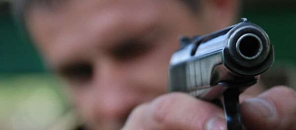 Face à l'afflux de migrants, la population tchèque s'arme - Sputnik Afrique