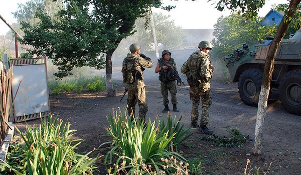 Donetsk : la milice a libéré 15 militaires ukrainiens - Sputnik Afrique