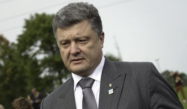 Porochenko a annoncé la remise à Kiev de 1 200 prisonniers de guerre - Sputnik Afrique