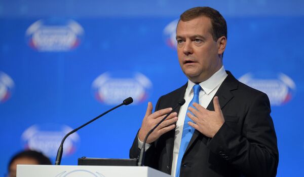 Les sanctions ne peuvent pas être imposées sans fin (Medvedev) - Sputnik Afrique