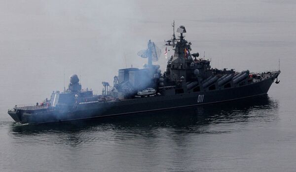 Le croiseur lance-missiles Varyag va réaliser une attaque de missile lors des exercices Vostok-2014 - Sputnik Afrique
