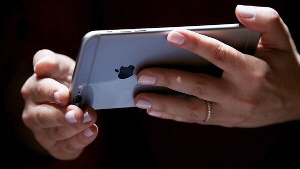 Apple vend 10 millions d'iPhone 6 dès le premier week-end - Sputnik Afrique
