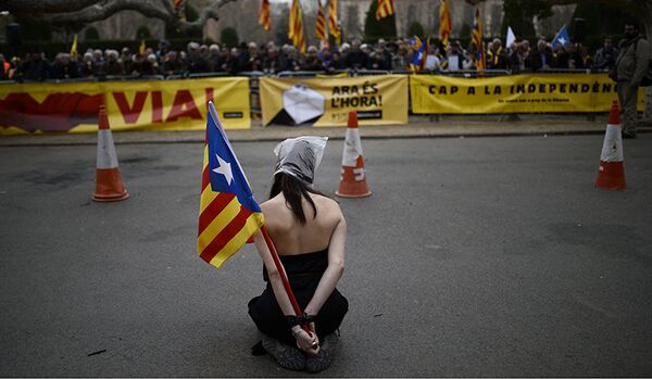 Catalogne : les autorités espagnoles qualifient d’«erreur» la convocation d'un référendum - Sputnik Afrique