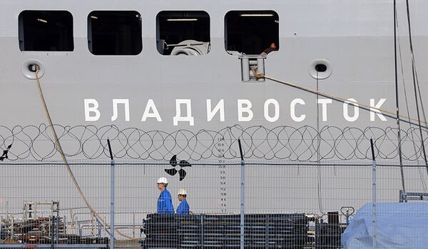 Mistral: le Vladivostok a regagné le port à l'issue de huit jours de tests en mer - Sputnik Afrique