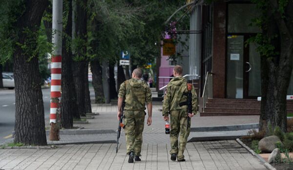 Kiev et la milice se rencontrent pour établir une zone tampon dans le Donbass - Sputnik Afrique