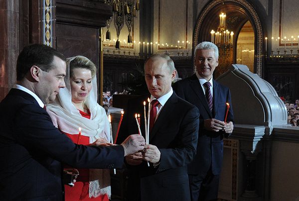 19.04.2014. Vladimir Poutine à la messe de Pâques à la cathédrale du Christ Sauveur. - Sputnik Afrique