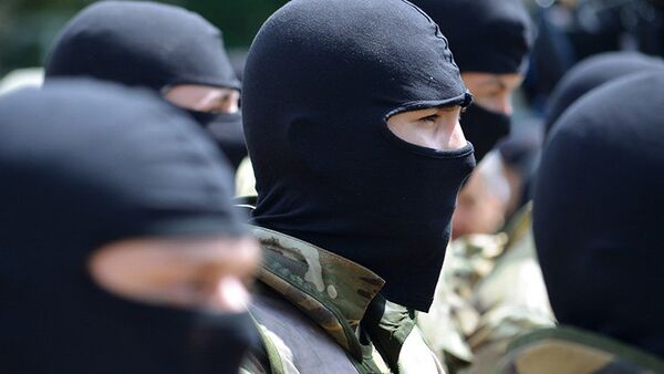 Plus de 1.000 mercenaires français sont présents dans le Donbass, affirme un expert