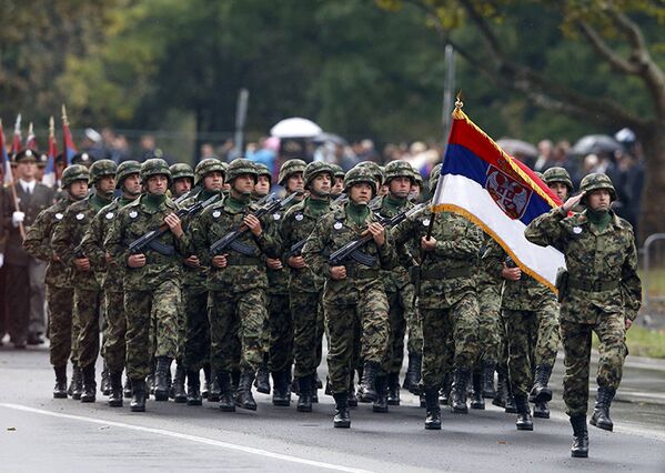 Parade militaire en l'honneur du 70e anniversaire de la libération de Belgrade - Sputnik Afrique