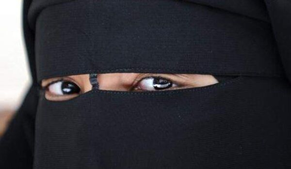 Une spectatrice en niqab priée de quitter l’Opéra de Bastille (médias) - Sputnik Afrique