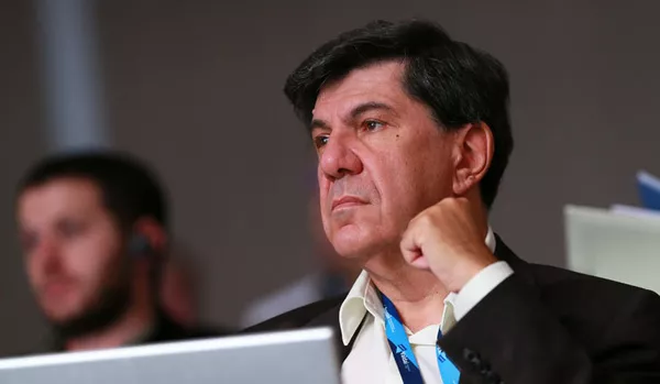Donbass/élections : l'Occident risque de commettre une faute grave (Jacques Sapir) - Sputnik Afrique