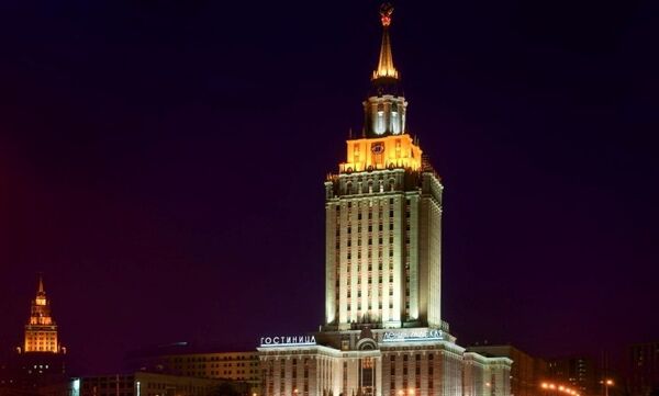 Les gratte-ciel de Moscou. L’hôtel « Hilton-Leningradskaïa » - Sputnik Afrique