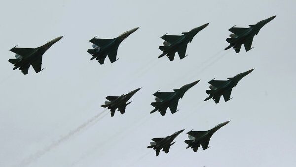 Le commandant de l'OTAN en Europe évoque à nouveau de l'activité croissante des forces aériennes russes - Sputnik Afrique