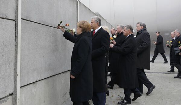 L'Allemagne célèbre le 25e anniversaire de la chute du mur de Berlin - Sputnik Afrique