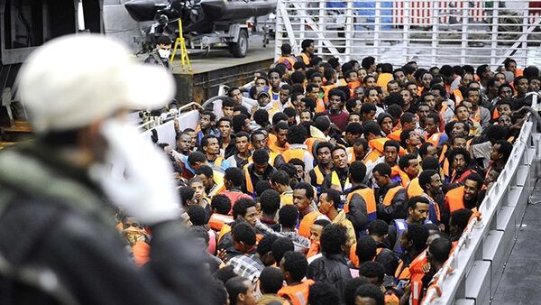 UE : le programme Triton pour surveiller les migrants en méditerranée - Sputnik Afrique