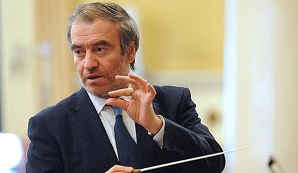 Un éminent chef d'orchestre désinvité en Europe pour son soutien à Poutine - Sputnik Afrique