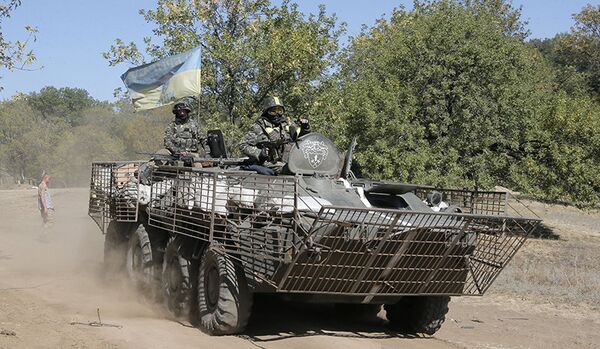 Donbass: Kiev a acheté des armes lourdes pour 65 M USD en une semaine - Sputnik Afrique