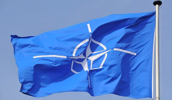 « Les Russes sont aux portes de l'OTAN ! Sauve qui peut ! » - Sputnik Afrique