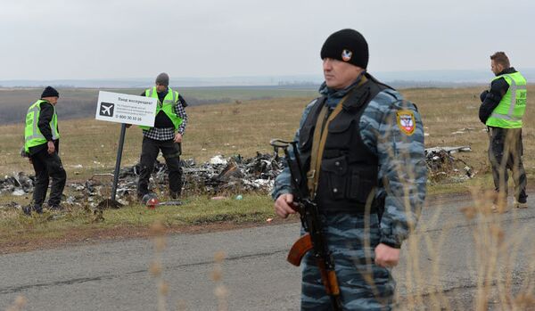 Les experts néerlandais sont arrivés sur le site du crash du Boeing dans l'Est de l'Ukraine - Sputnik Afrique