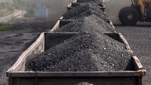 Les livraisons de charbon russe à l'Ukraine ont repris - Sputnik Afrique