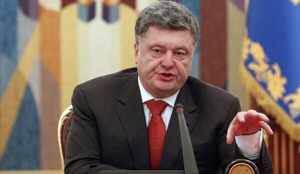 Porochenko veut abolir le statut d’Ukraine en tant qu’« Etat non-aligné » - Sputnik Afrique