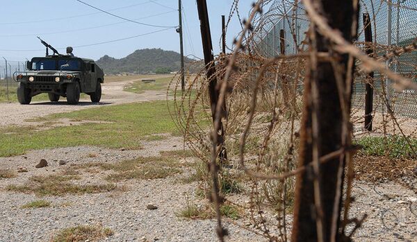 Les États-Unis ont envoyé quatre prisonniers de Guantanamo en Afghanistan - Sputnik Afrique