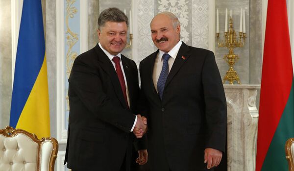 Entretiens Porochenko-Loukachenko à huis clos - Sputnik Afrique