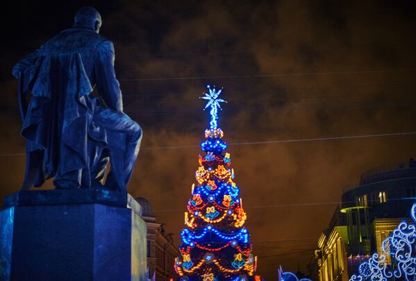 Les foires de Noël à Moscou et à Saint-Pétresbourg - Sputnik Afrique