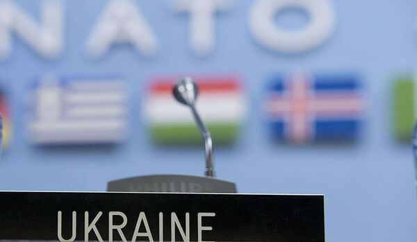 Otan: l'Occident fera tout son possible pour intégrer l'Ukraine (expert) - Sputnik Afrique