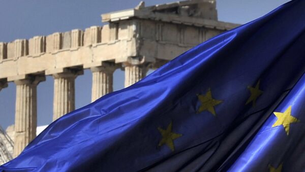 Grèce: l'appartenance à la zone euro est irrévocable (Commission européenne) - Sputnik Afrique