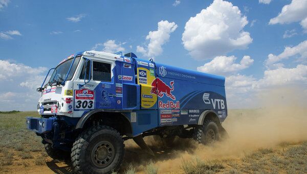 Dakar 2015 - camions: le Russe Mardeev prend les rênes de la course - Sputnik Afrique