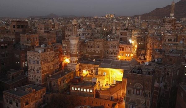 Yémen: tirs à Sanaa, une réunion d'urgence du Parlement reportée - Sputnik Afrique
