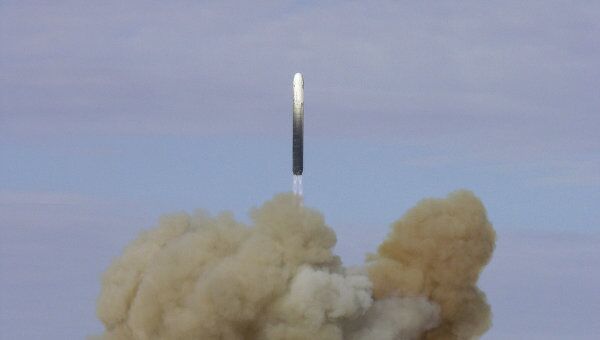 Missile russe Sarmat: une charge utile de 10 tonnes (Défense) - Sputnik Afrique