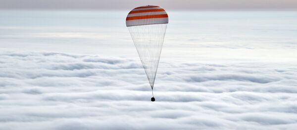 Après 340 jours dans l'espace, l'équipage de l'ISS a atterri - Sputnik Afrique